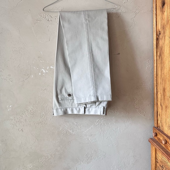 Brooks Brothers Classic Khaki Gray Pants - Picture 7 of 8